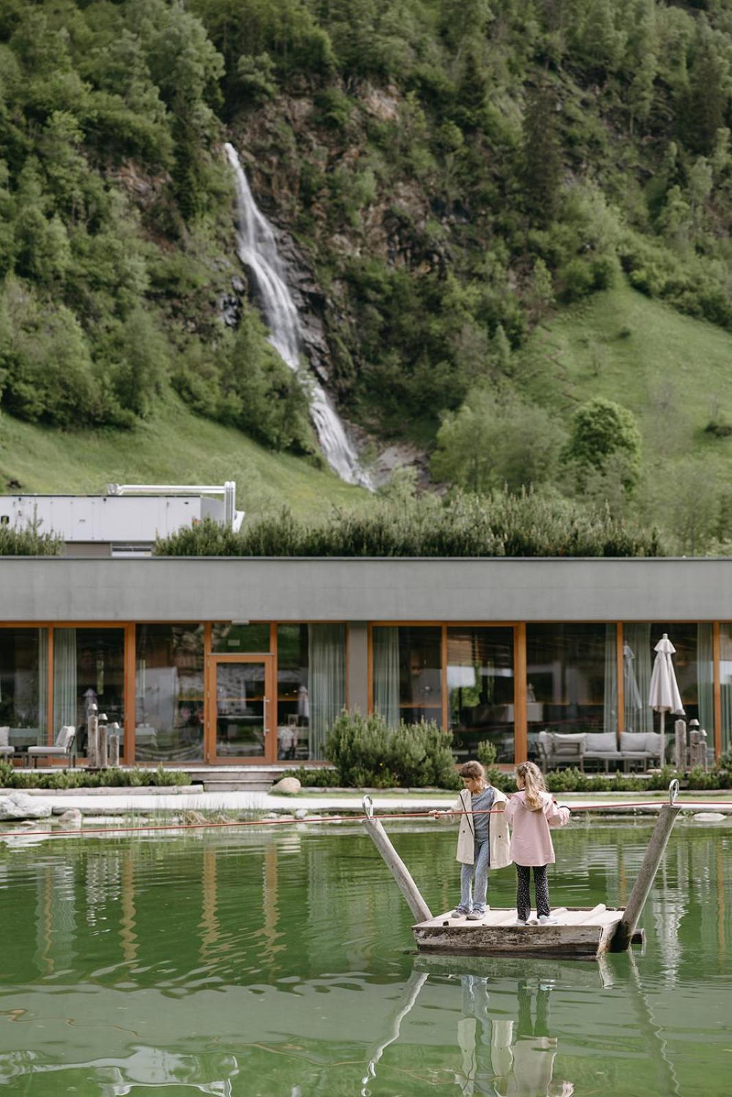 Feuerstein Nature Family Resort كولّي إيساركو المظهر الخارجي الصورة